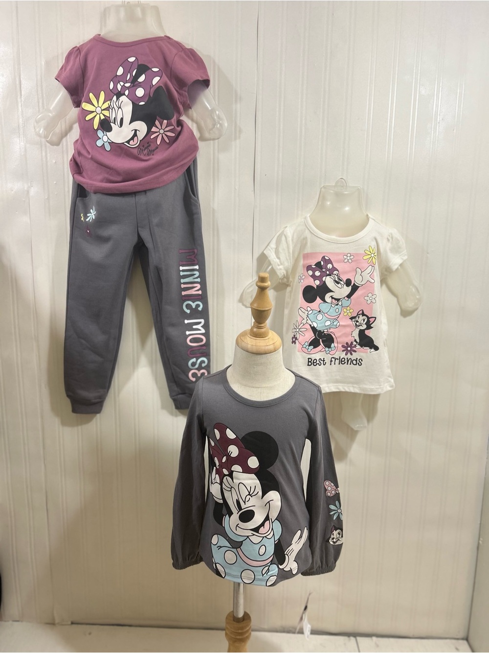 Disney Minnie Mouse Girls' Pink, Gray & White Pajama Set